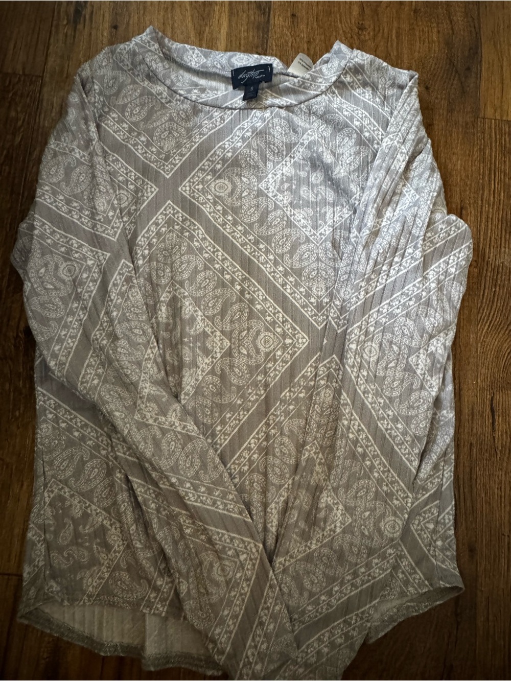Daytrip Gray and White Paisley Bandana Long Sleeve Top